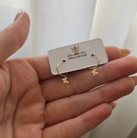 گوشواره حلقه ای با آویز پروانه