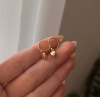 گوشواره حلقه ای با آویز قلب